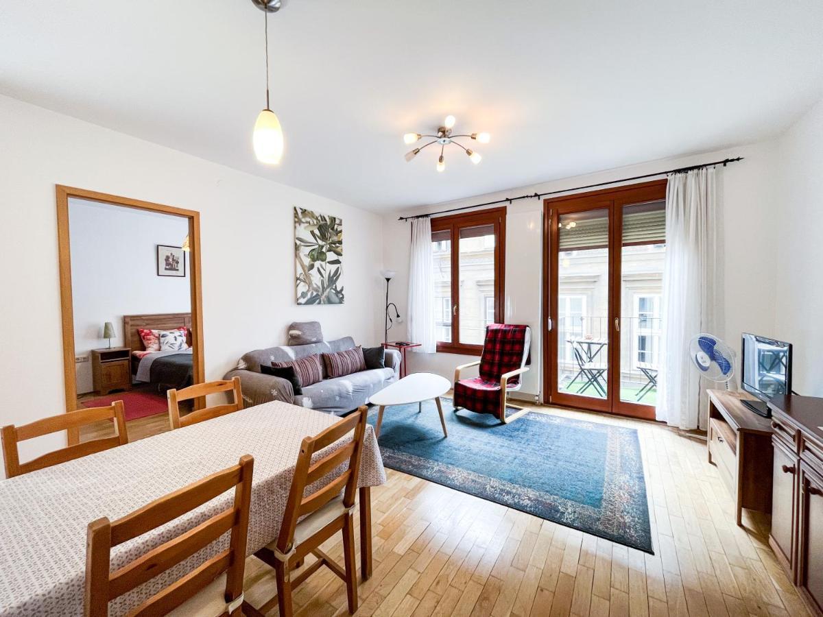 בודפשט Artemisia Luxury Apartments Balcony מראה חיצוני תמונה